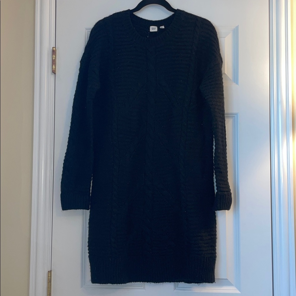 GAP Black Knit Sweater